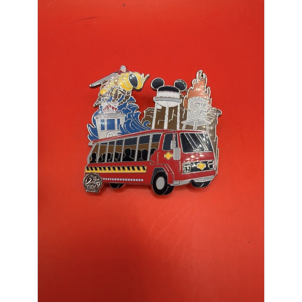 LE Backlot Tour Hollywood Studios Revisited Artist Maria Stuckey 25 Disney Pin